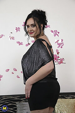 Naughty Chubby Housewife With Big Tits Playing With Her Toy Boy
